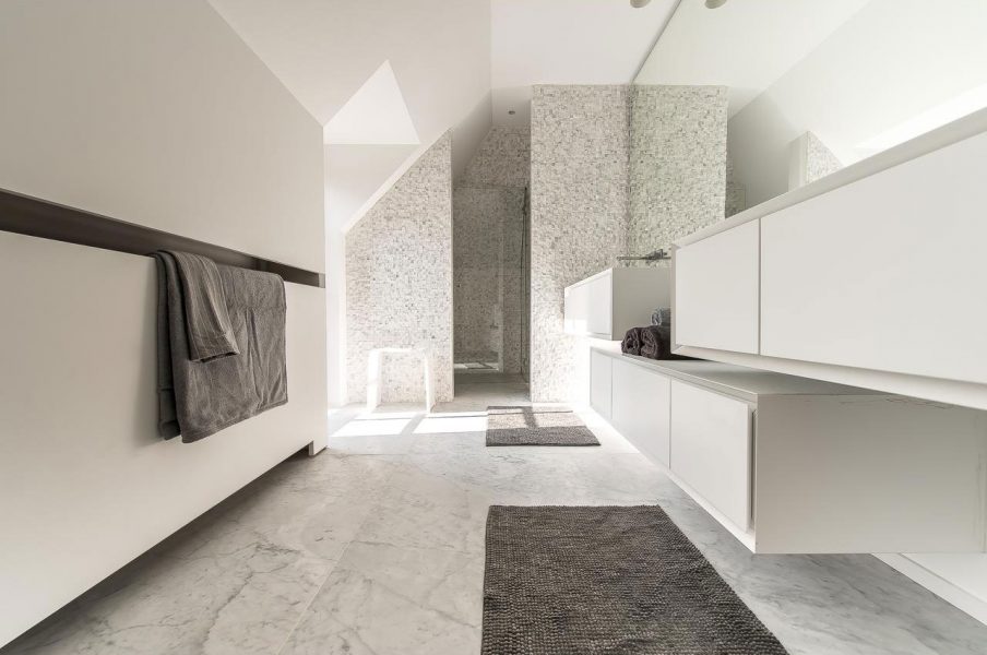 Unieke lay-out moderne badkamer